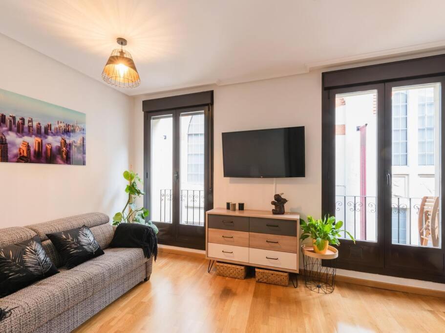 Duplex Cueva De Lobos By Clabao Apartment Logrono Exterior photo